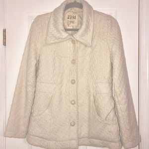 Cream/White Billabong button down jacket